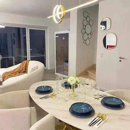 Luxury House With Jacuzzi And Sauna Oostende
